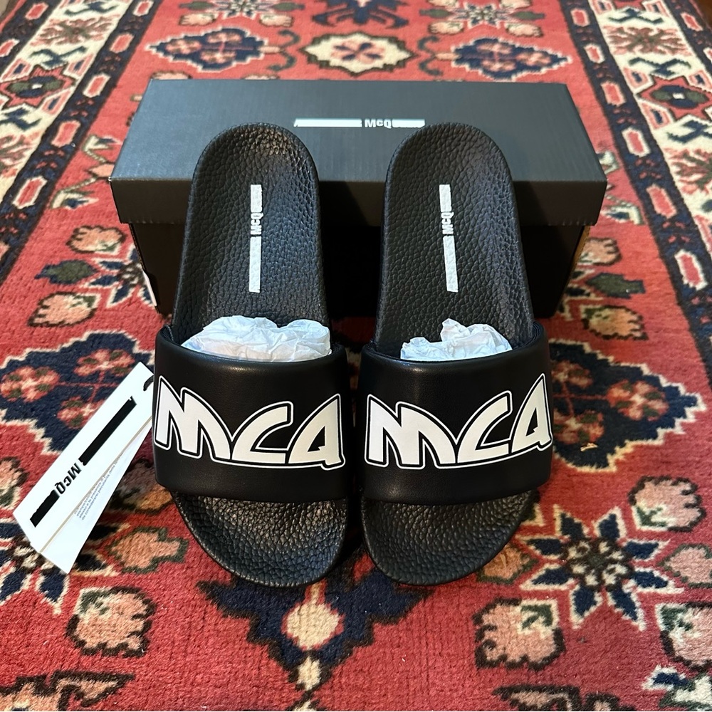 NIB Alexander McQueen Pool Slides